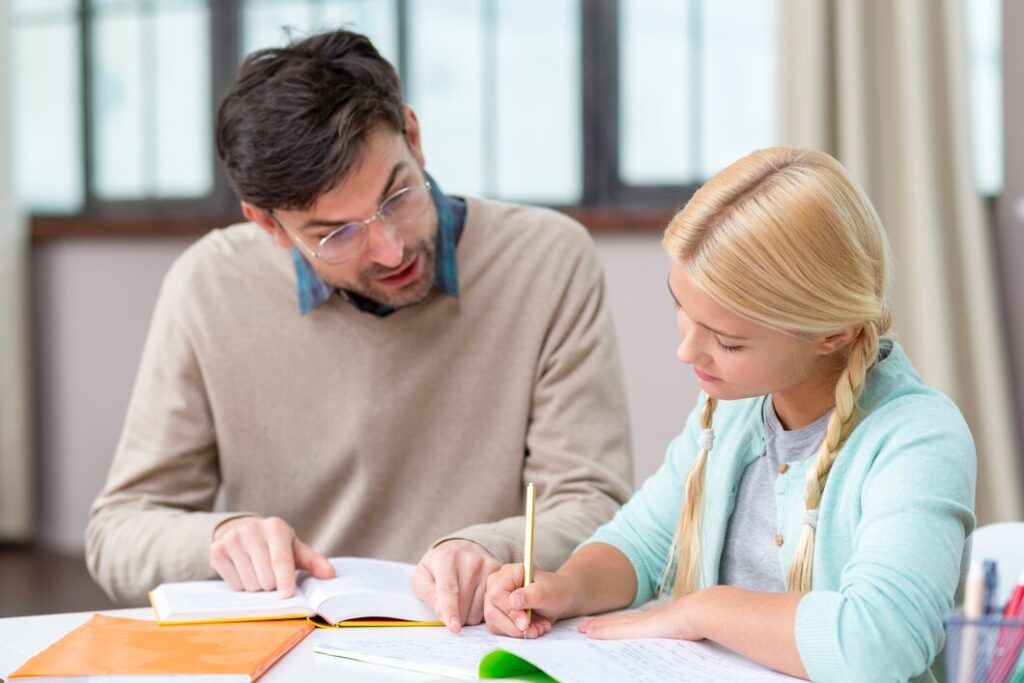 student getting Tips to Get Most Out of your Tutoring Services